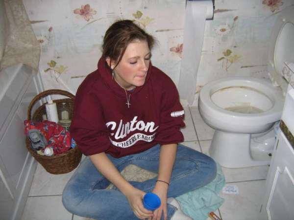 Stomach force ger up all food! vomit