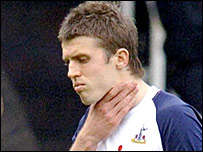 Carrick - Tottenham vomit