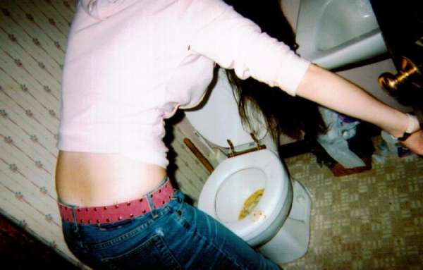 really drunk chick vomit