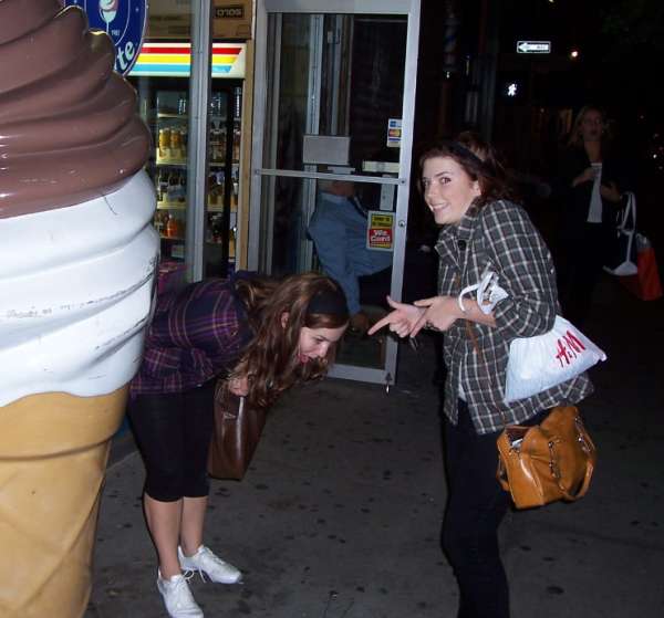 Kelly had too much gelato vomit