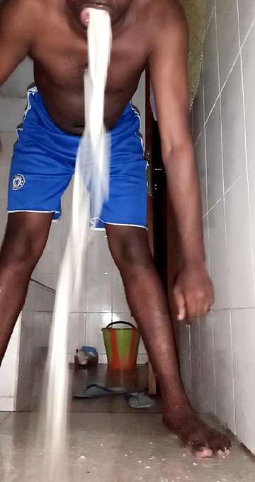 The aftermath of overeating (2) vomit