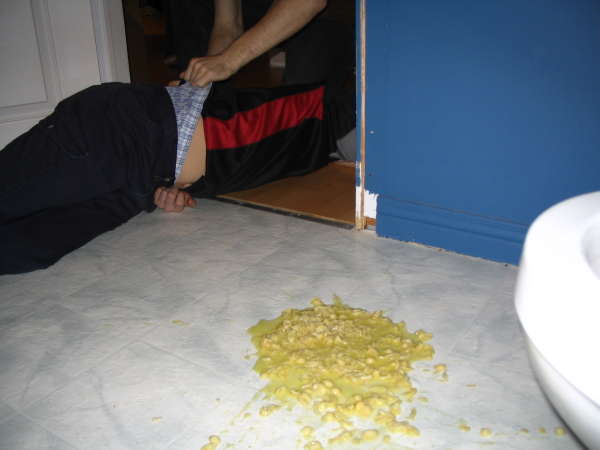 Vodka Peach Schnapps Et Kraft Dinner Vomit Rate My Vomit